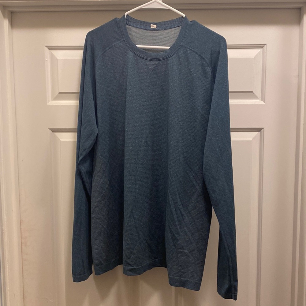 Mens blue Lulu long sleeve, size XL